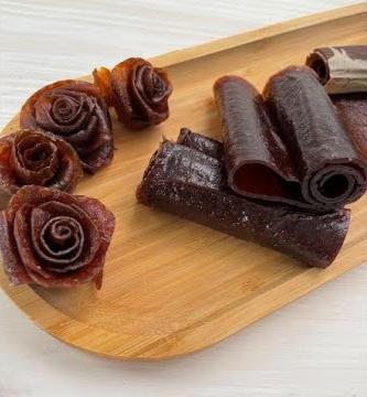 Nectarine Fruit Leather (Lavashak) لواشک شلیل