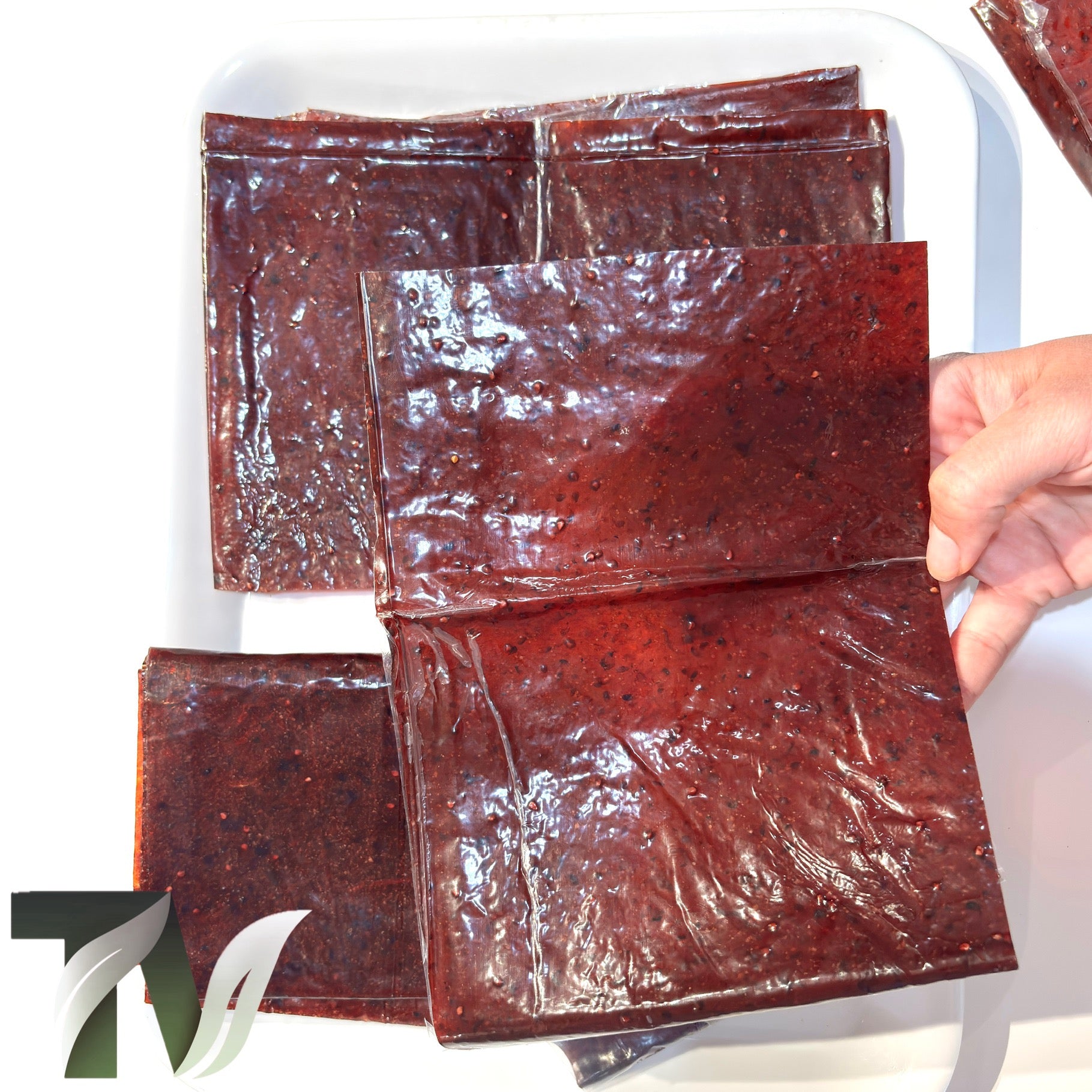Healthy, additive-free fruit leather with tangy Iranian flavors