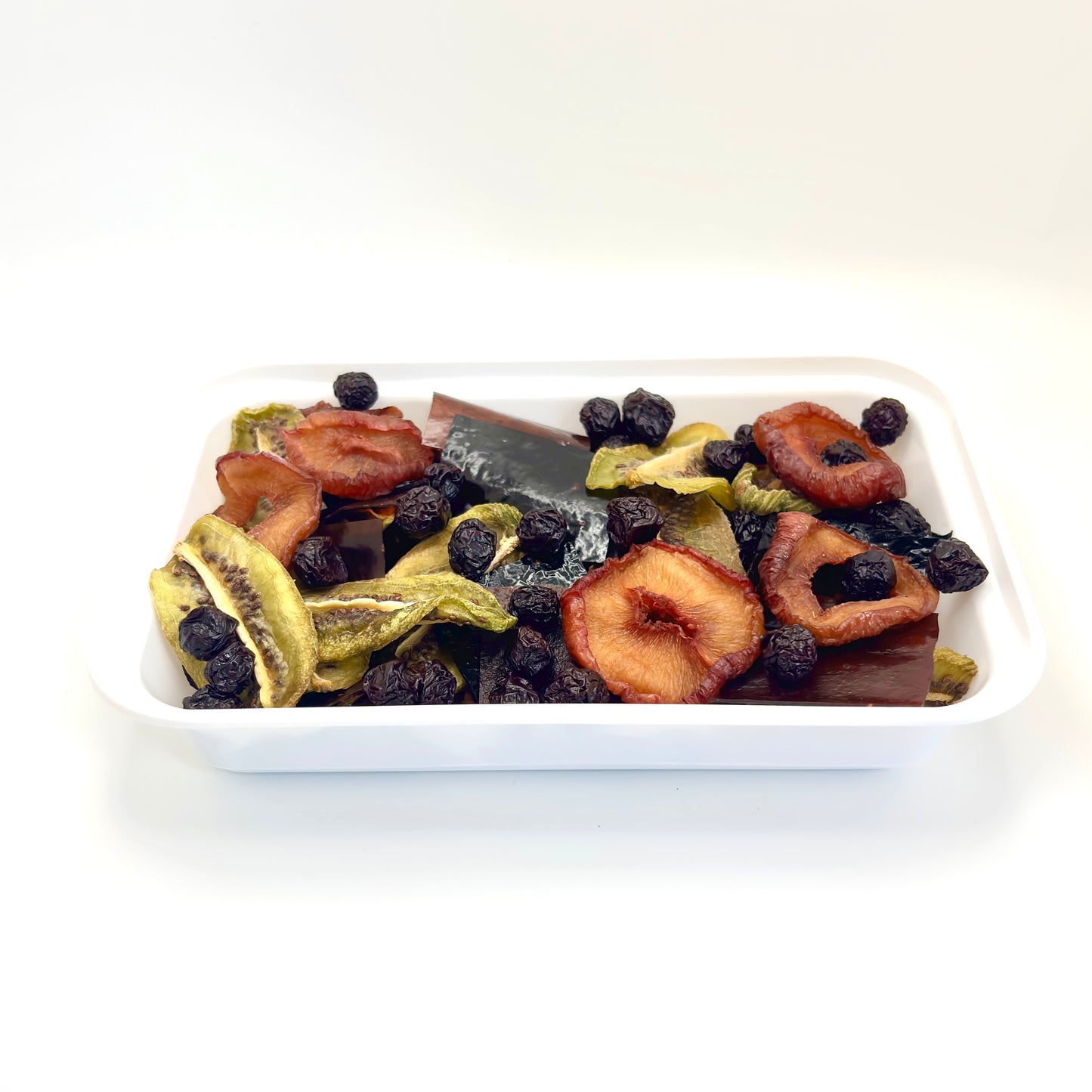 fruit snack pack, natural fruity delights, Tasty Vita dehydrated fruits treat in Canada, dried kiwi, pear, sour cherry, fruit leather, fruit rolls, sour snack, delicious, dry fruits shop in Vancouver