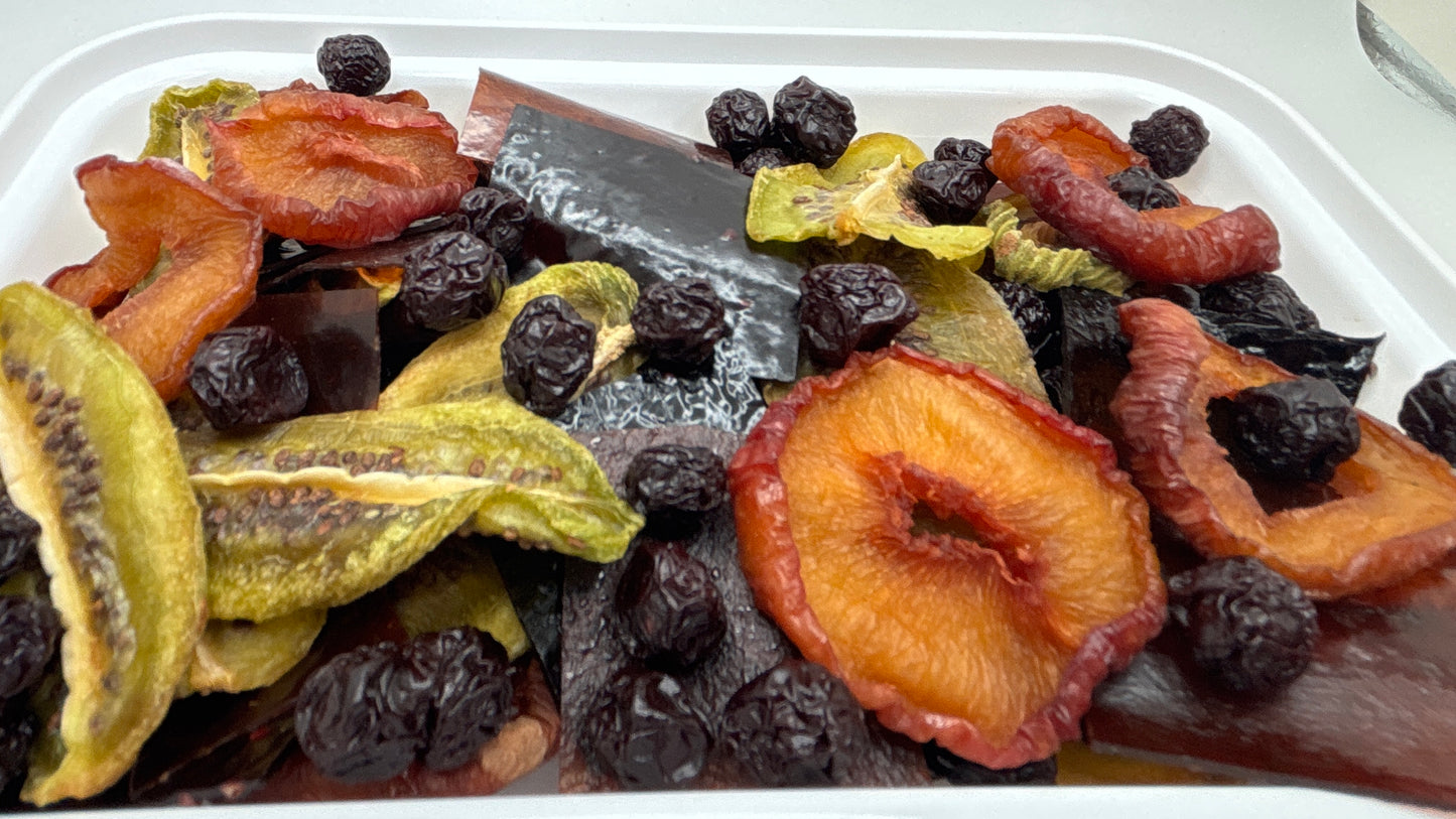 fruit snack pack, natural fruity delights, Tasty Vita dehydrated fruits treat in Canada, dried kiwi, pear, sour cherry, fruit leather, fruit rolls, sour snack, delicious, dry fruits shop in Vancouver