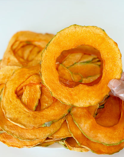 natural dried melon / cantaloupe, dry fruits, no additives, healthy snack, no-sugar-added. 