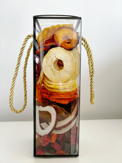 dried fruits gift box, natural fruit snack, 
Tasty Vita dry fruits shop in Canada, dried kiwi, dried apple, dried plums, dried peaches, dried orange, dried coconuts, gifting idea for birthday, holiday, anniversary