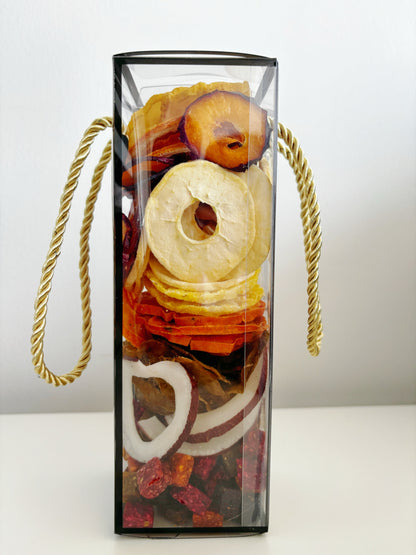 dried fruits gift box, natural fruit snack, 
Tasty Vita dry fruits shop in Canada, dried kiwi, dried apple, dried plums, dried peaches, dried orange, dried coconuts, gifting idea for birthday, holiday, anniversary