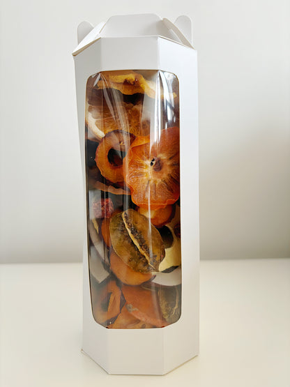 dried fruits box, Tasty Vita fruit snack shop in Canada and the US. healthy gifting, vegan, vegetarian, dehydrated fruit snacks