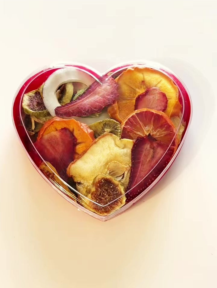 Luxury heart fruit gift box with dried apple, kiwi, plum, and peach — sugar-free and natural.