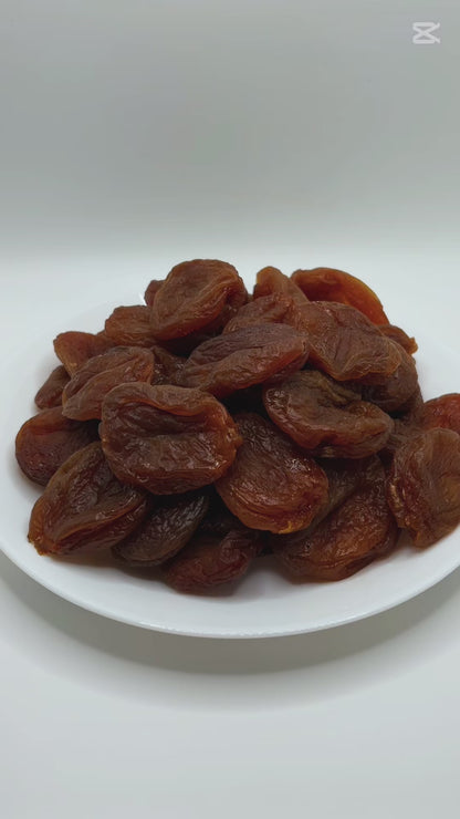 Pitted Whole Sun-Dried Apricots,  قیسی خشک